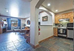 4-Star Zermatt Resort 2B2B Villa Only Min's to Park City, Deer Valley & Sundance