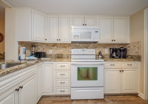 473 Plantation Club: Quick walk to Beach, Free Bikes, Pool