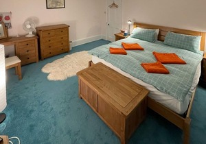 5 bedroom accommodation in Littlehampton