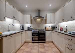 5 bedroom accommodation in Sculthorpe, Fakenham