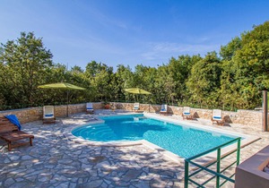 5 bedroom accommodation in Koromacno