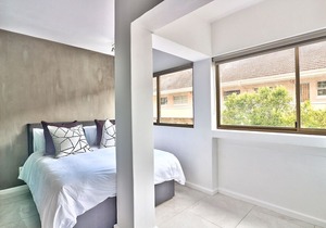 5 Middlehof Three Anchor Bay