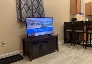 5 mins to French Market! NO CLEANING FEES!