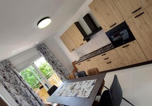 5 rooms apartman