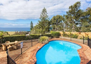 56 Becker Road - one street back from the Beach!