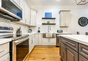 5BR w Pool | Great for Families | Near Everything