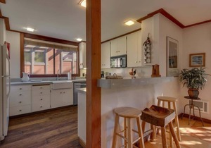 6-8 Miles to Palisades|Alpine|Homewood|Walk to TC