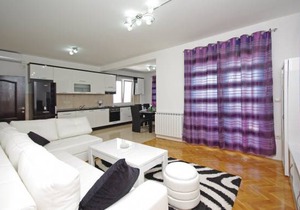 6 bedroom accommodation in Veliki Prolog
