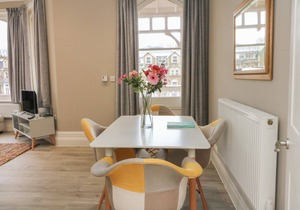 6 Belgrave Apartments