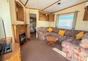 6 berth caravan by the beach in Hunstanton in Norfolk, pets welcome ref 13009L