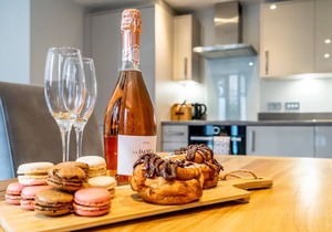 6 St Johns Mews - a couples retreat that sleeps 2 guests in 1 bedroom