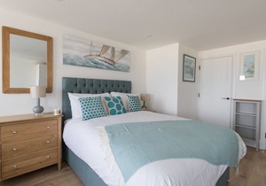 6 The Beaches, WEYMOUTH