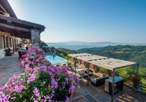 600 m² Accommodation ∙ 8 bedrooms ∙ 20 guests