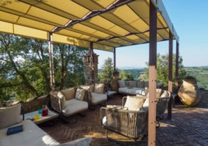 600 m² Accommodation ∙ 8 bedrooms ∙ 20 guests
