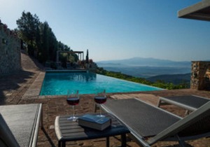 600 m² Accommodation ∙ 8 bedrooms ∙ 20 guests