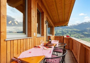 65 m² Apartment ∙ 2 bedrooms ∙ 6 guests