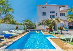 65 m² Apartment ∙ 2 bedrooms ∙ 6 guests