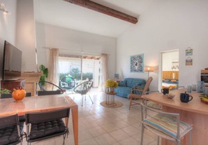 65 m² House ∙ 2 bedrooms ∙ 6 guests