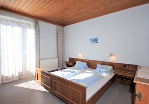68 m² Apartment ∙ 3 bedrooms ∙ 6 guests