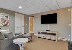 691 Disciples Village Condo