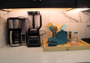 7 Beds/3 Baths, Art Museum, Entire House