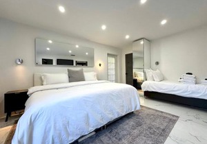 7 Room TampaGolfVillas by AmericanVacationliving