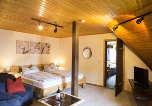 70 m² Apartment ∙ 2 bedrooms ∙ 4 guests