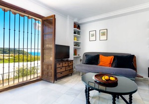 75 m² Apartment ∙ 3 bedrooms ∙ 5 guests