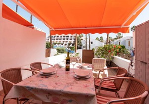 75 m² Apartment ∙ 2 bedrooms ∙ 5 guests