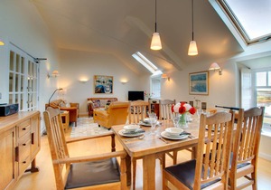 8 The Maltings