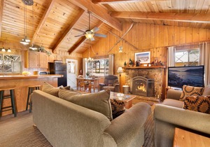 80 m² Cabin ∙ 2 bedrooms ∙ 4 guests