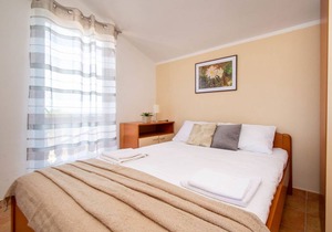80 m² House ∙ 1 bedroom ∙ 8 guests