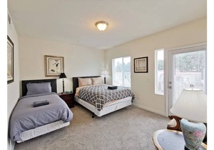 8404 - Spacious Apartment with A/C & Elevator near SFO