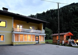 90 m² Apartment ∙ 3 bedrooms ∙ 8 guests