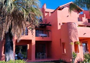 90 m² Apartment ∙ 2 bedrooms ∙ 4 guests