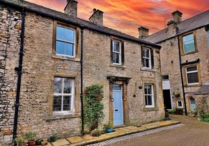 90 m² Cabin ∙ 4 bedrooms ∙ 8 guests