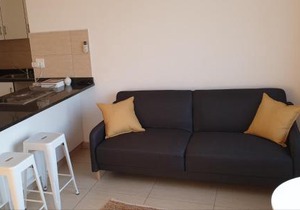 904 Tenbury Beach Apartment