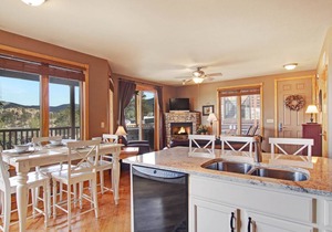91 m² Condo ∙ 2 bedrooms ∙ 4 guests