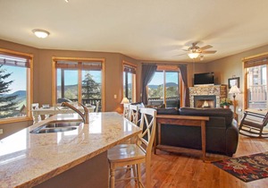 91 m² Condo ∙ 2 bedrooms ∙ 4 guests