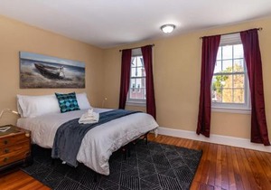 915CountyLineRoad Luxury Mainline Train Colleges