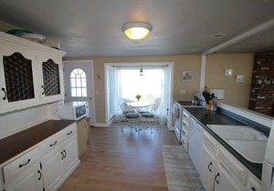 93 Phillips Rd SD246