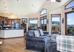 94 m² Condo ∙ 2 bedrooms ∙ 6 guests