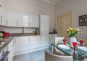 A Grand Passion - Two Bedroom Apartment, Sleeps 4