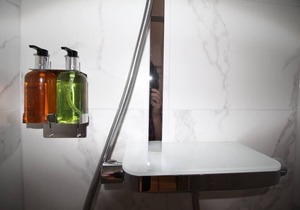 A Unique space in the heart of Canterbury offering 4 suites and 2 rooms