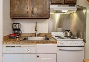 (A109) Studio Condominiums