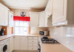 ABBEY VISTA, family friendly, country holiday cottage in Whitby
