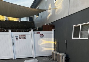 Across From The Sand 1BR 1 BA + Nook & Parking