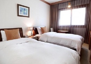 Admiral Hotel