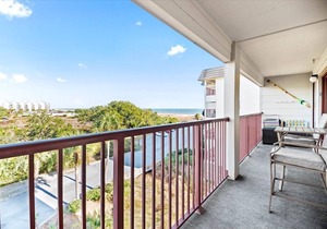 Admirals Row B320 | Ocean View, Resort Pool!