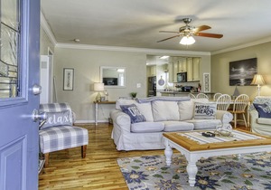 Adorable Dog Friendly Vacation Home in Grover Beach